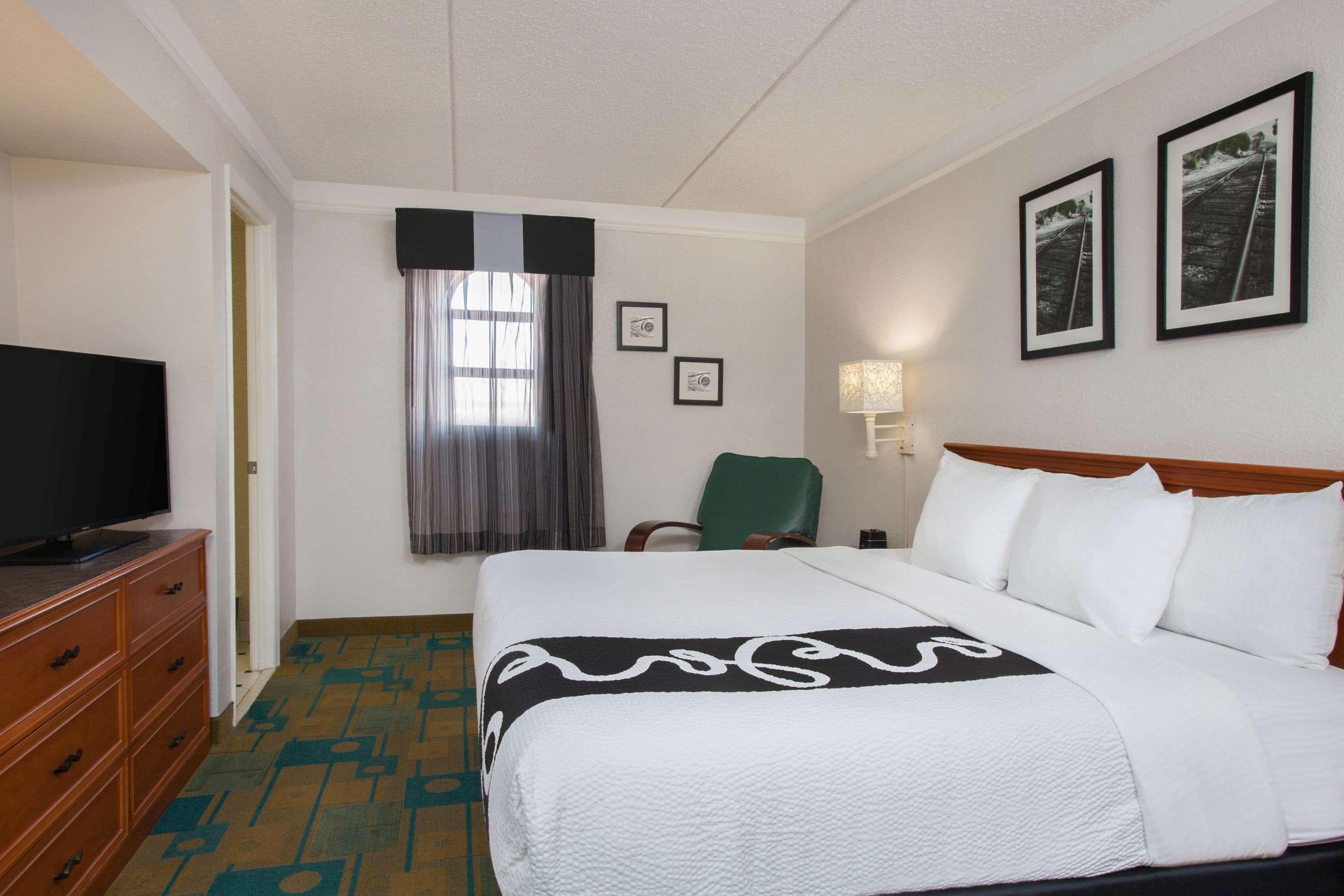 Baymont By Wyndham Fort Myers Central Екстер'єр фото