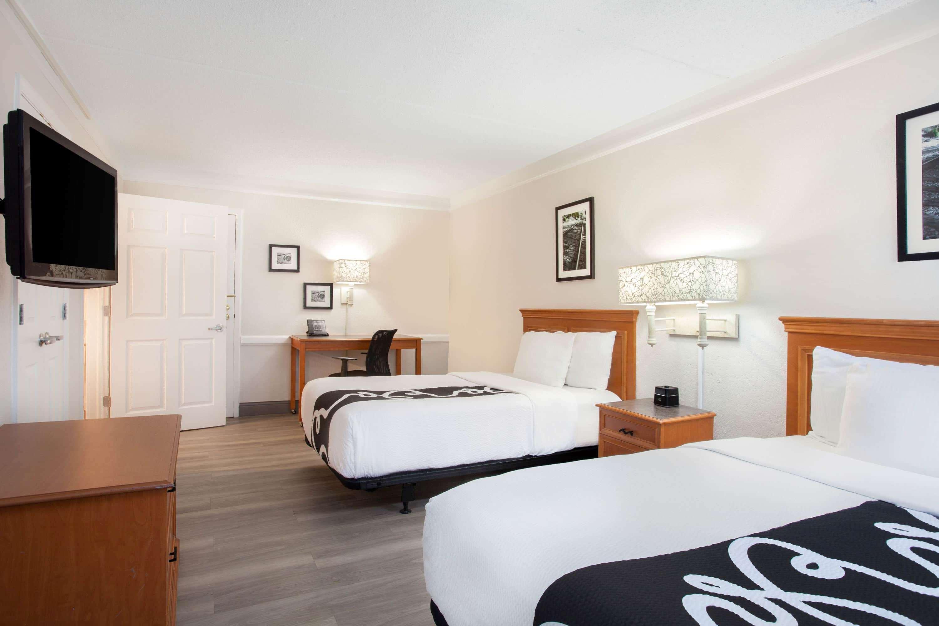 Baymont By Wyndham Fort Myers Central Екстер'єр фото